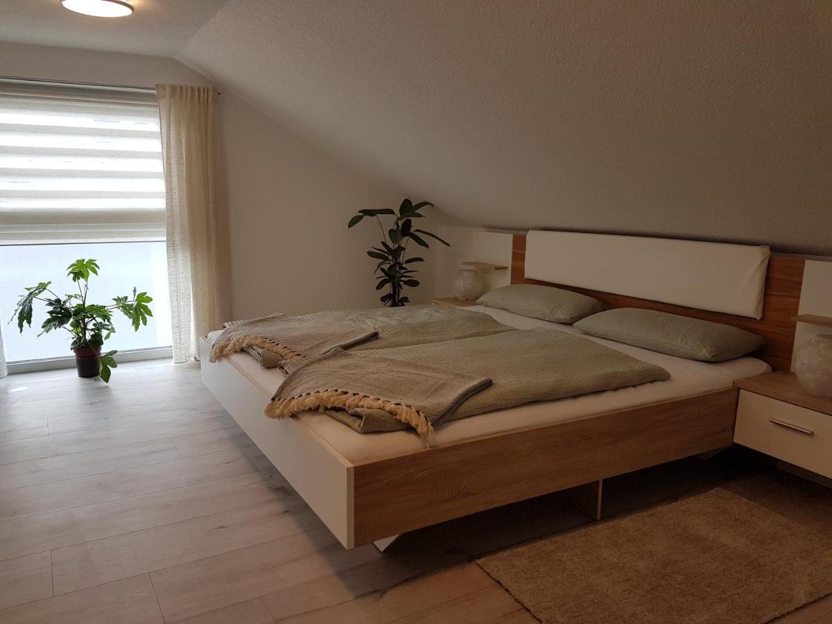 Fewo Neuwied & Koblenz ภายนอก รูปภาพ